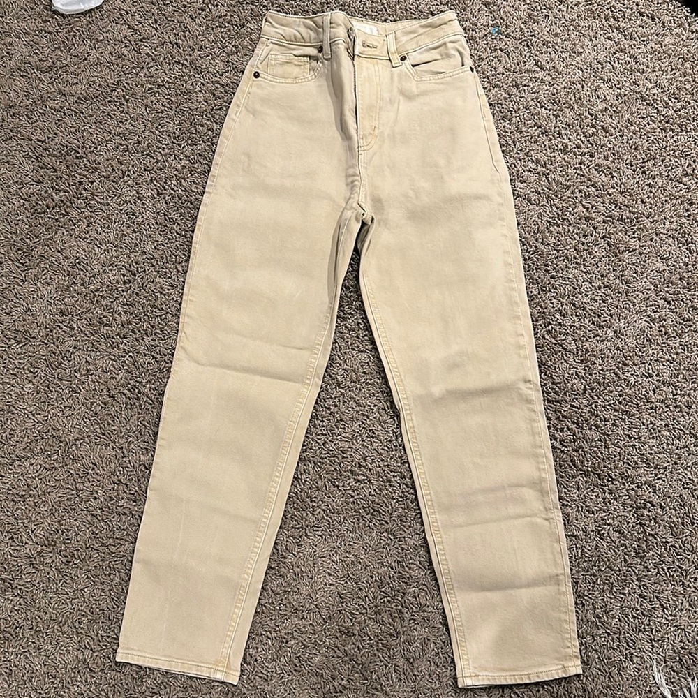 H&M mom jeans